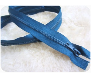 Reißverschluss aus Kunststoff 5mm trennbar 85cm -Petrol